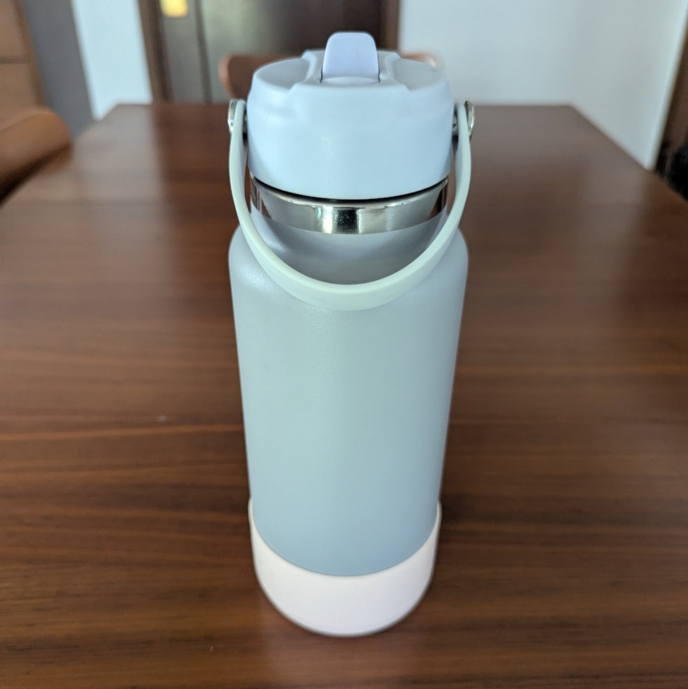 Hydro Flask Frost Blue 32 oz Wide Mouth Straw Lid Pre Owned Pink Rubber Base - Picture 3 of 8